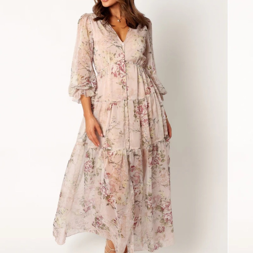 Floral maxi dress with long sleeves size medium